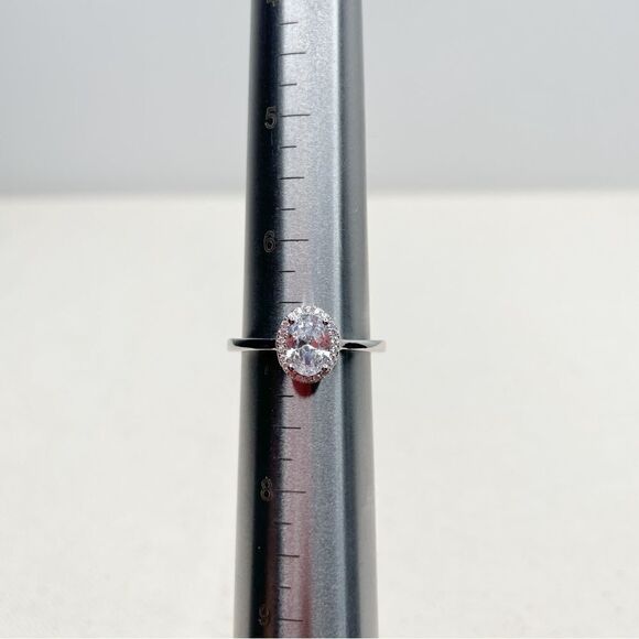 NEW STERLING SILVER | Oval Simulated Diamond Halo Ring - Picture 2 of 5